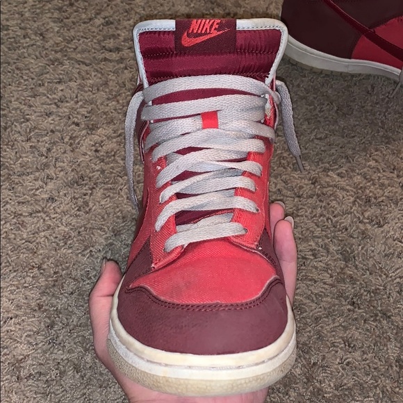 LIMITED EDITION ANKLE HIGH NIKES - Picture 2 of 5